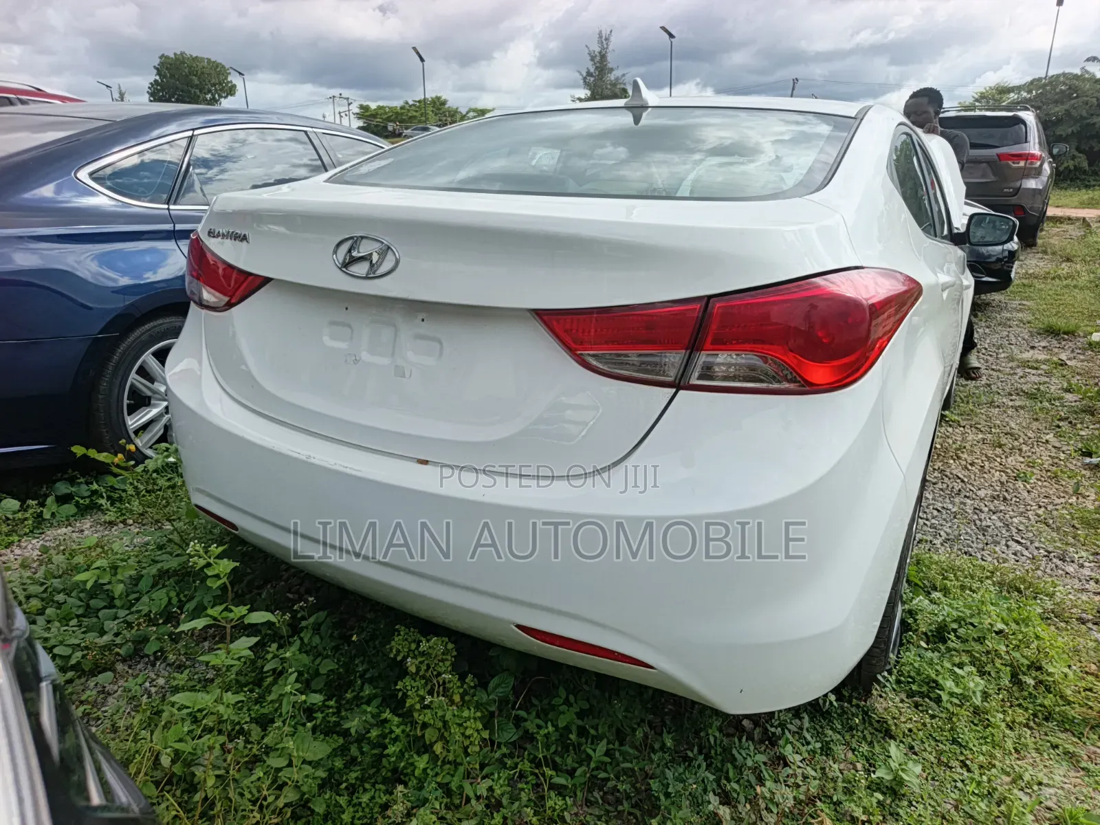 Hyundai Elantra SE 4dr Sedan (1.8L 4cyl 6M) 2014 White