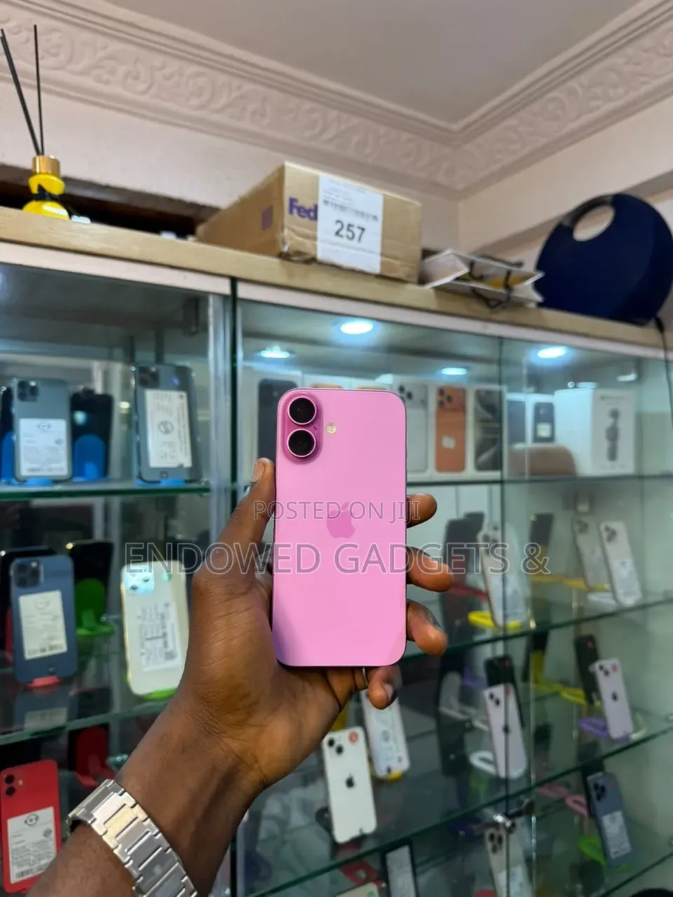 Apple iPhone 16 128 GB Pink