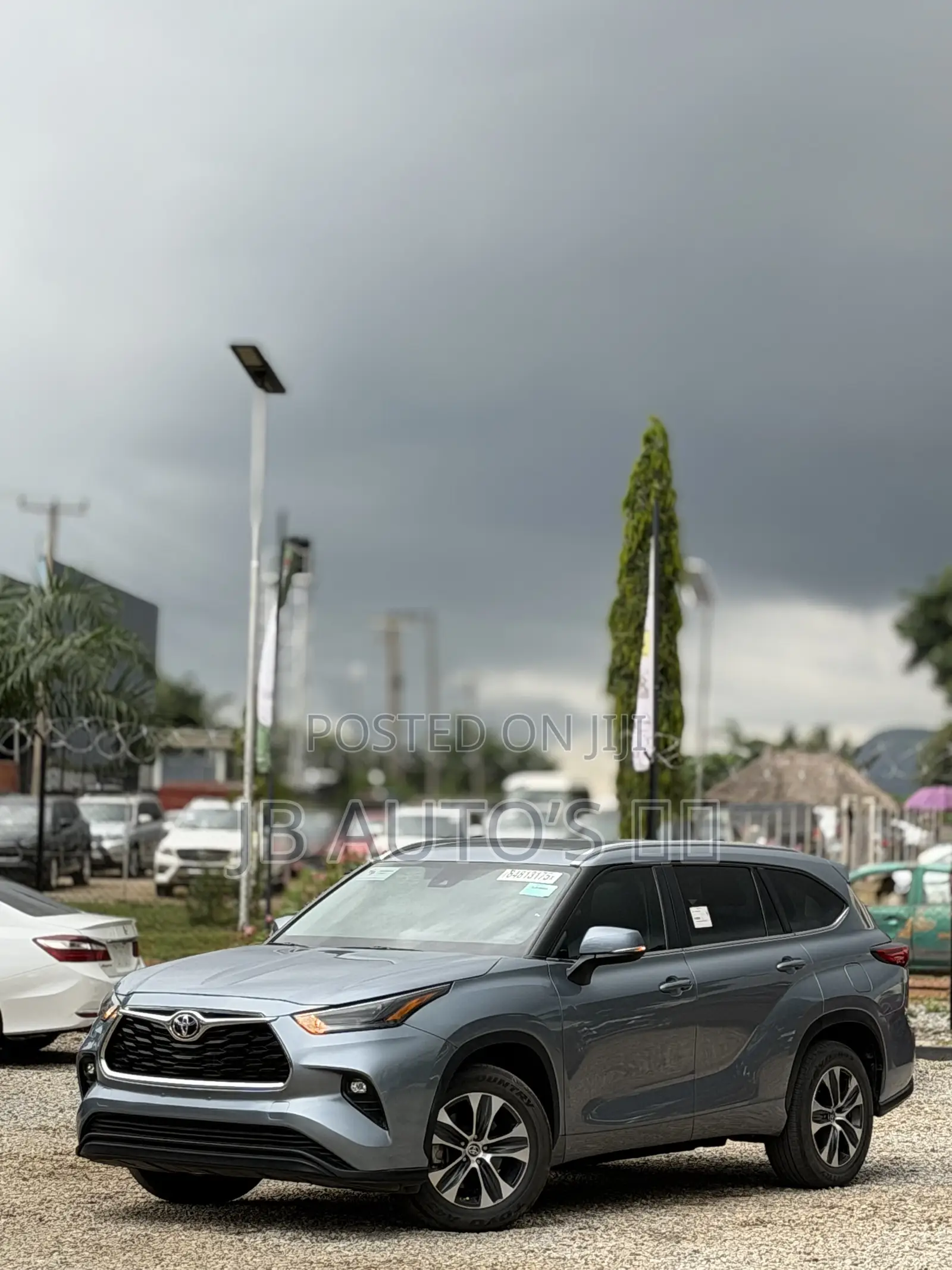 Toyota Highlander XLE AWD 2024 Blue