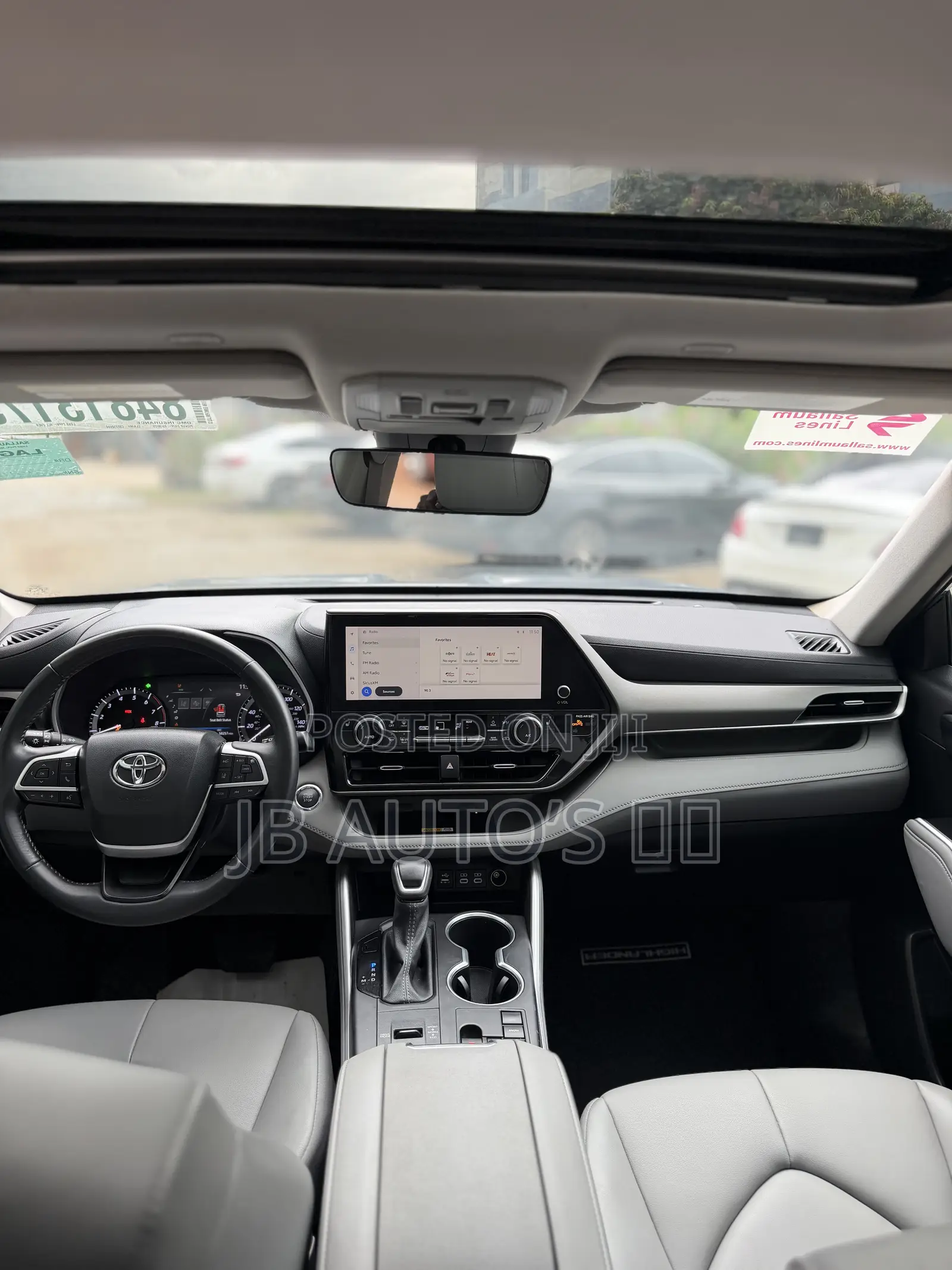 Toyota Highlander XLE AWD 2024 Blue