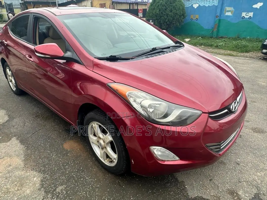 Hyundai Elantra 2011 Red