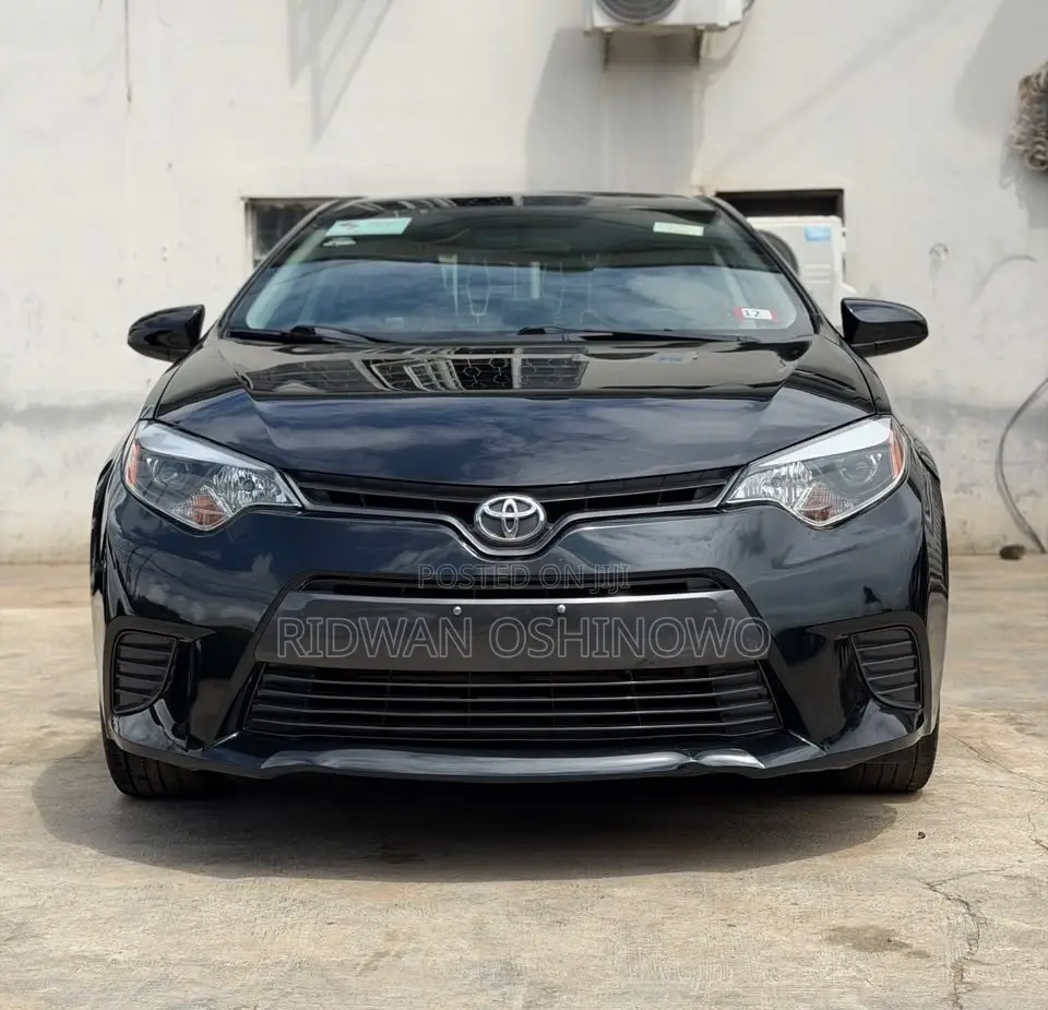 Toyota Corolla LE 4dr Sedan (1.8L 4cyl CVT) 2016 Blue