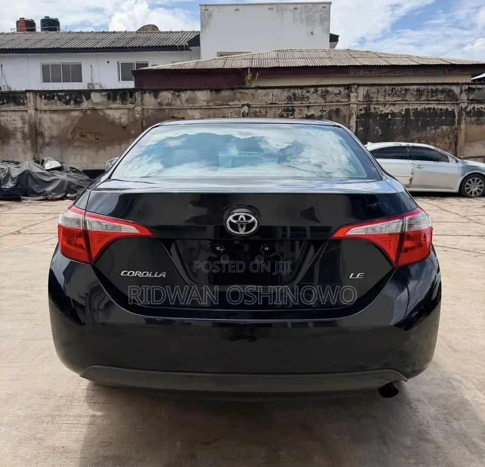 Toyota Corolla LE 4dr Sedan (1.8L 4cyl CVT) 2016 Blue