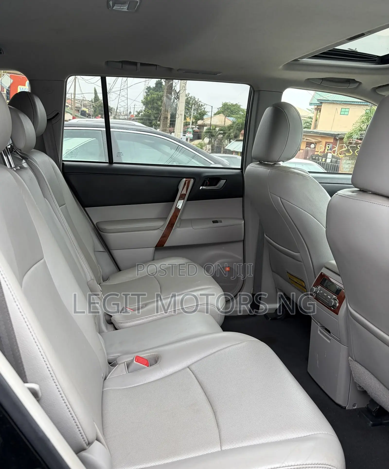 Toyota Highlander Limited 3.5l 4WD 2013 Black