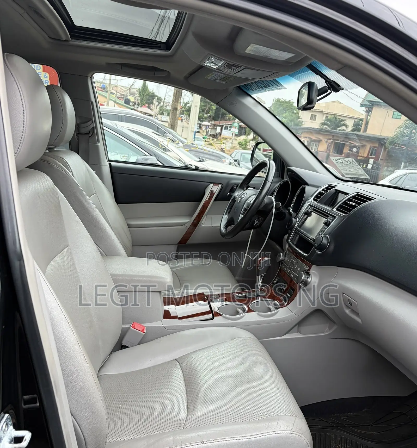 Toyota Highlander Limited 3.5l 4WD 2013 Black