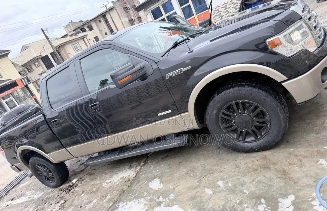 Ford F-150 2013 Black