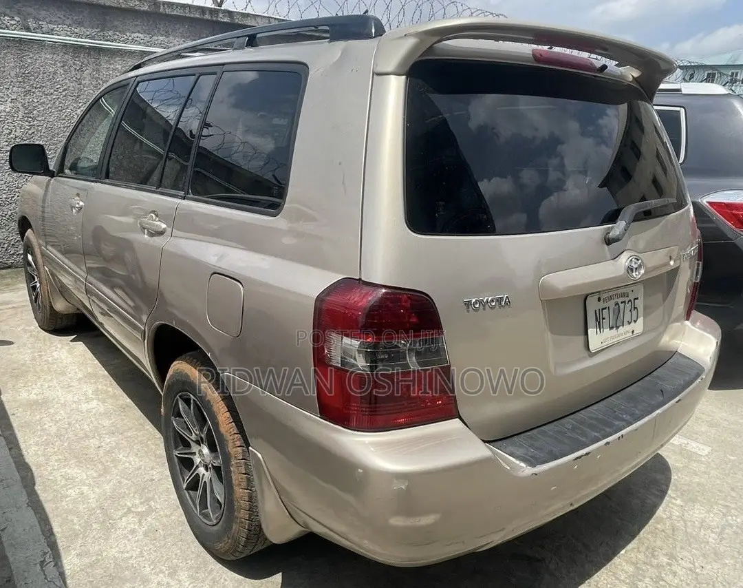 Toyota Highlander 2007 Gold