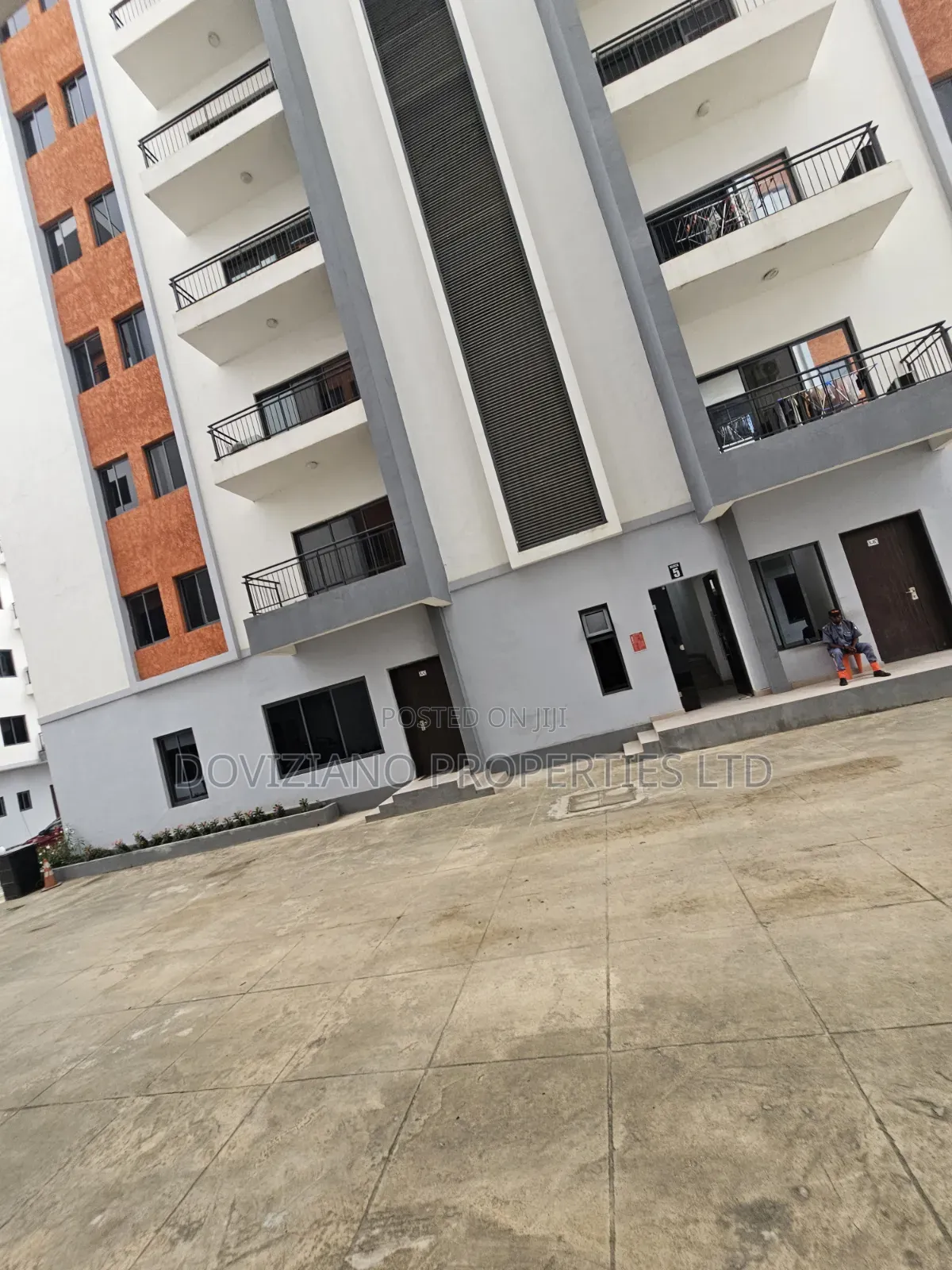 3bdrm Apartment in Alausa for rent