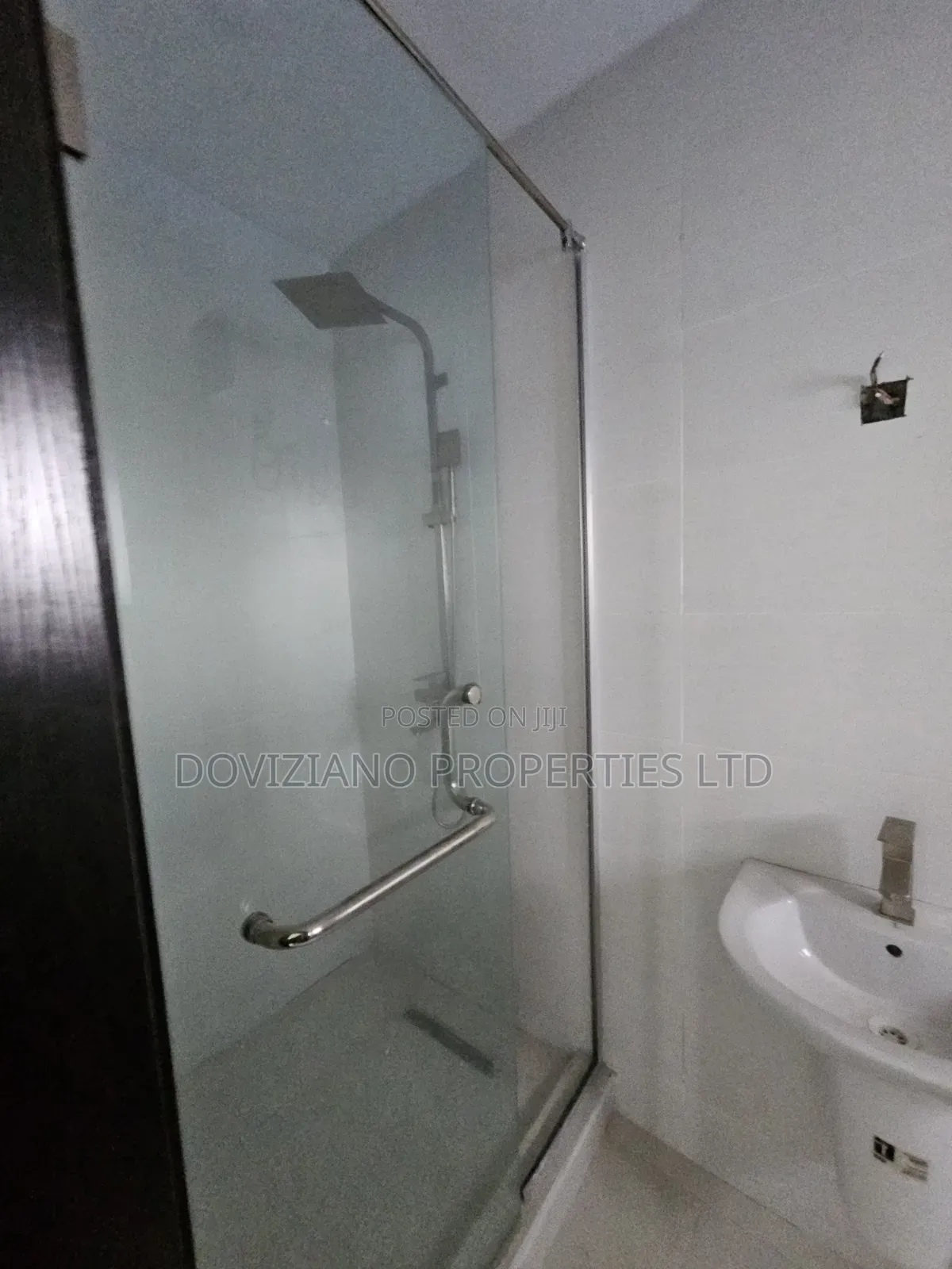 3bdrm Apartment in Alausa for rent