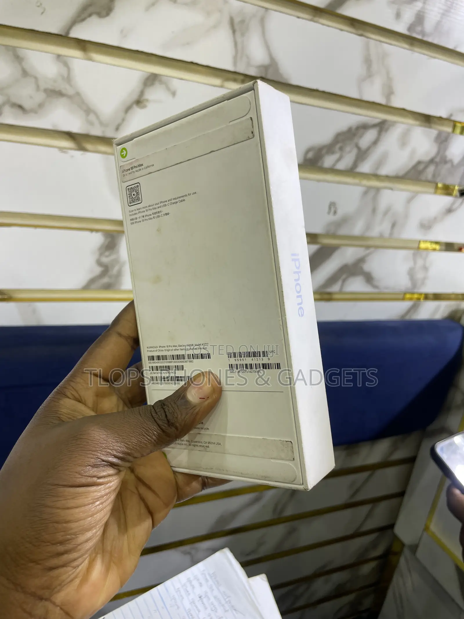 New Apple iPhone 18 Pro Max 256 GB Blue