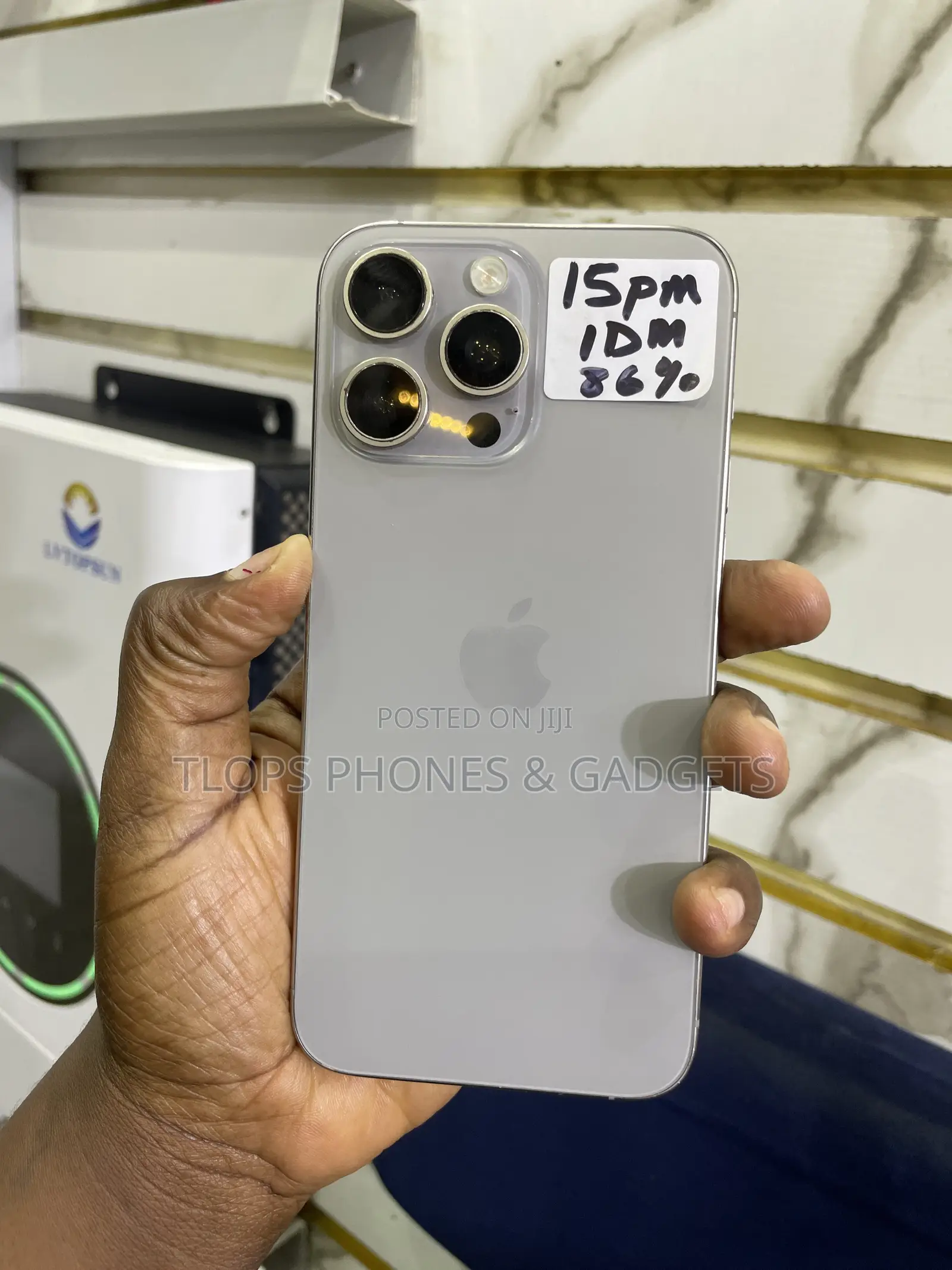 Apple iPhone 15 Pro Max 256 GB Gray