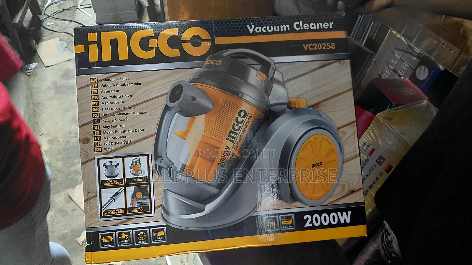 2000w Ingco Vacuum Cleaner
