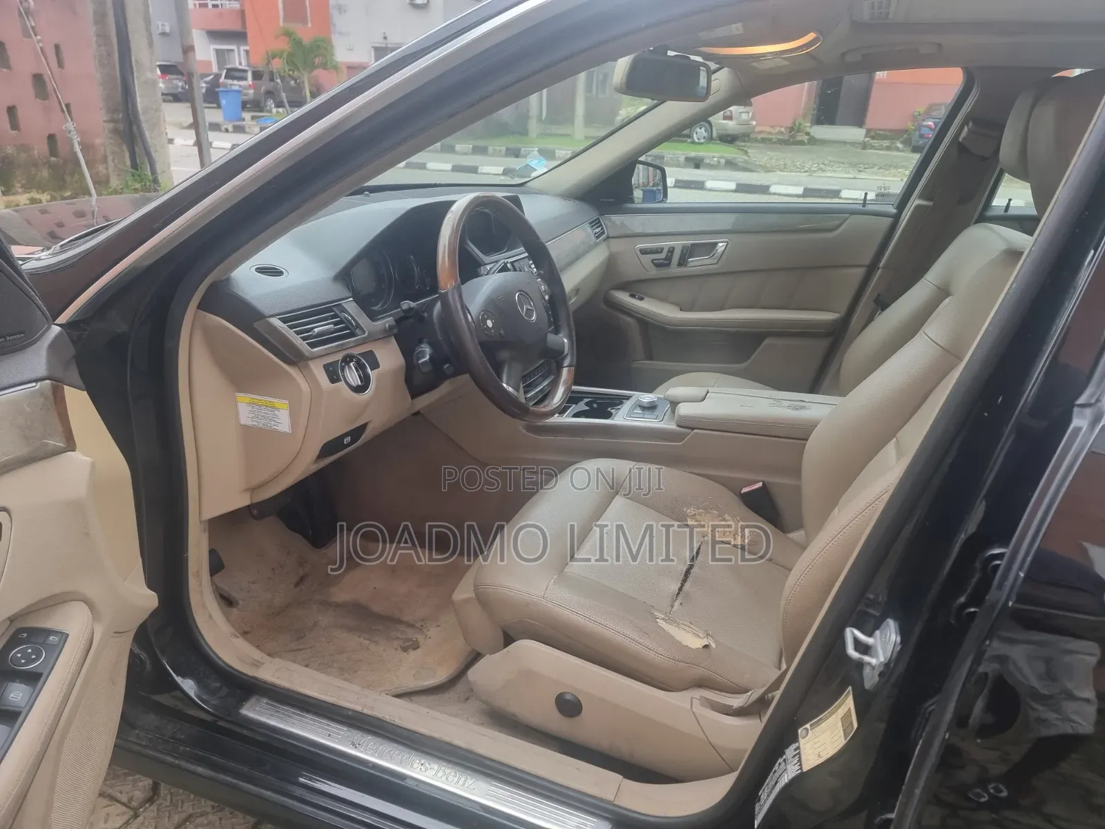 Mercedes-Benz E350 2011 Black