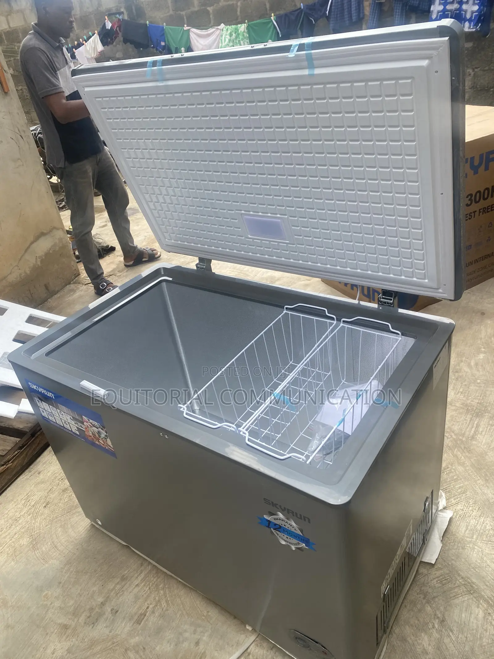 SKYRUN BD-300HNW Large Storage Freezer