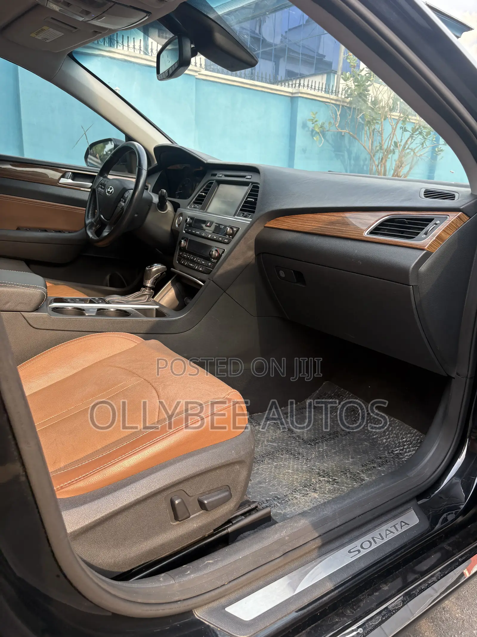 Hyundai Sonata Limited w/Brown Leather 4dr Sedan (2.4L 4cyl 6A) 2015