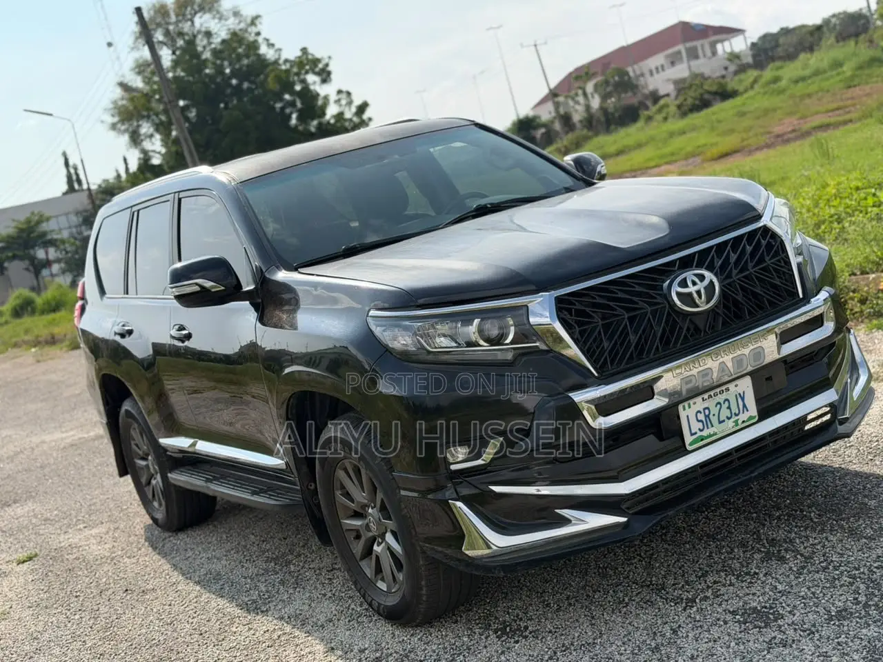Toyota Land Cruiser Prado 2015 Black