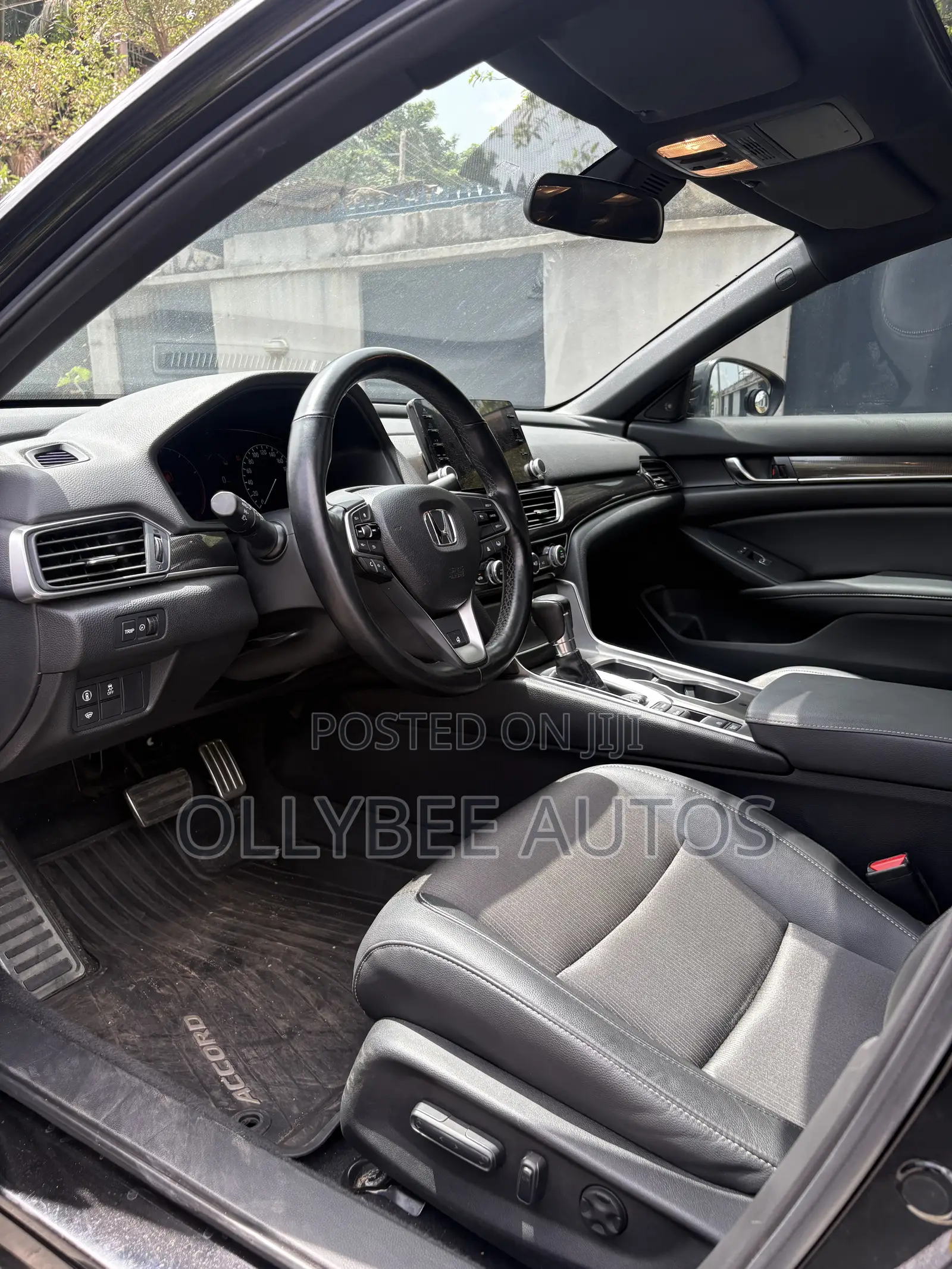 Honda Accord Touring 2.0T 2022 Black