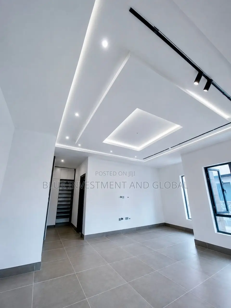 5bdrm Duplex in Ikoyi, Gerard Road for sale