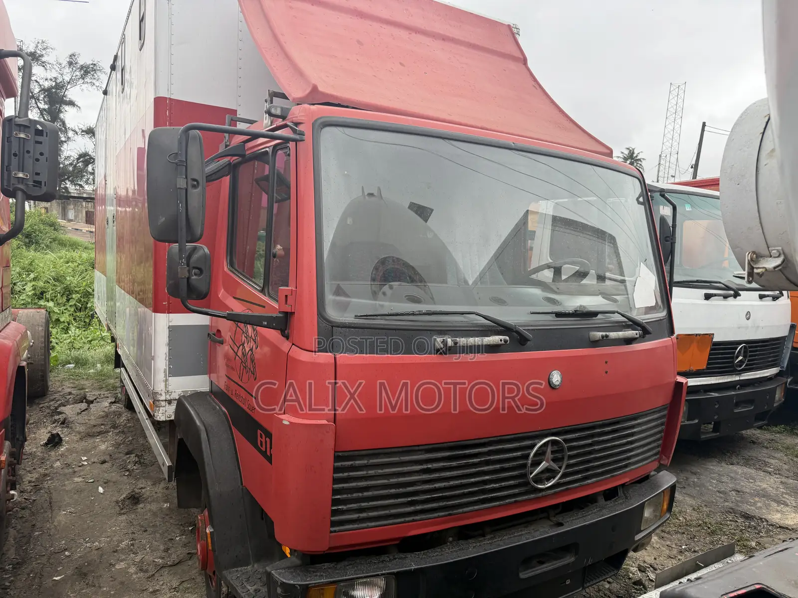 Foreign Used Mercedes Benz 814 Haulage Truck.