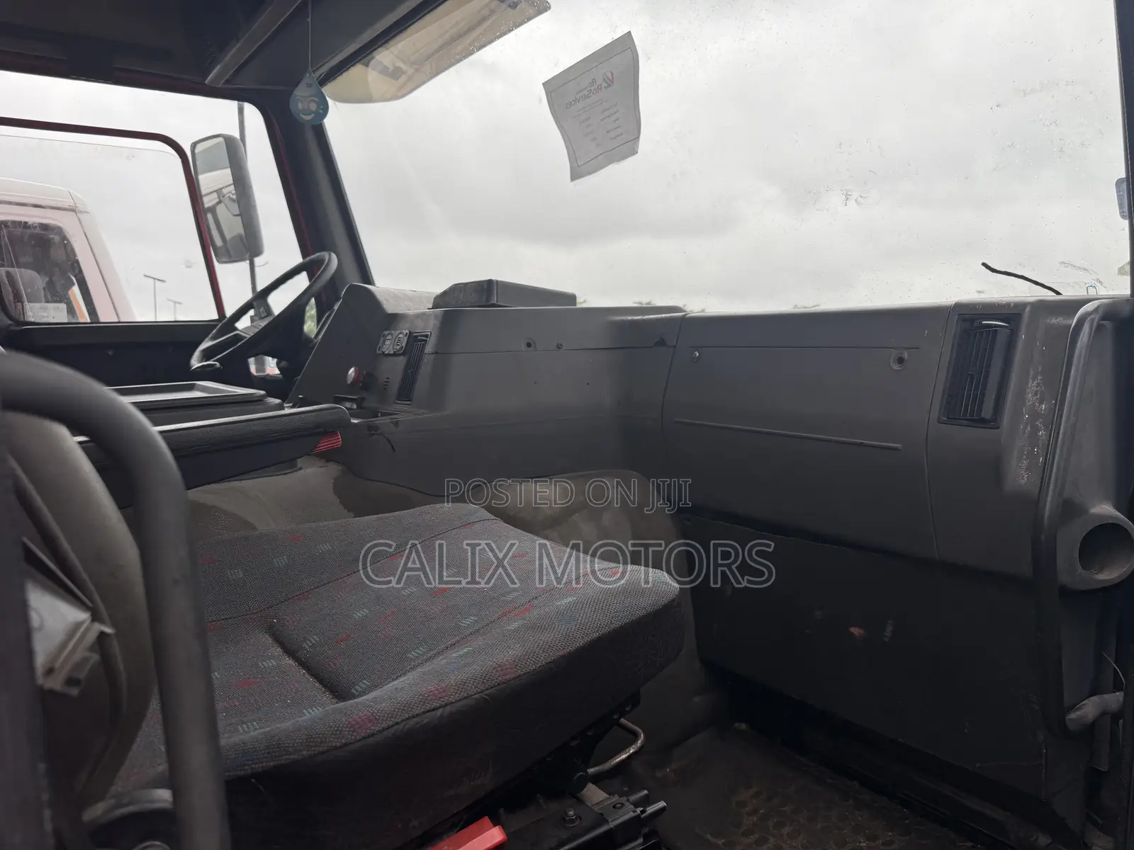 Foreign Used Mercedes Benz 814 Haulage Truck.