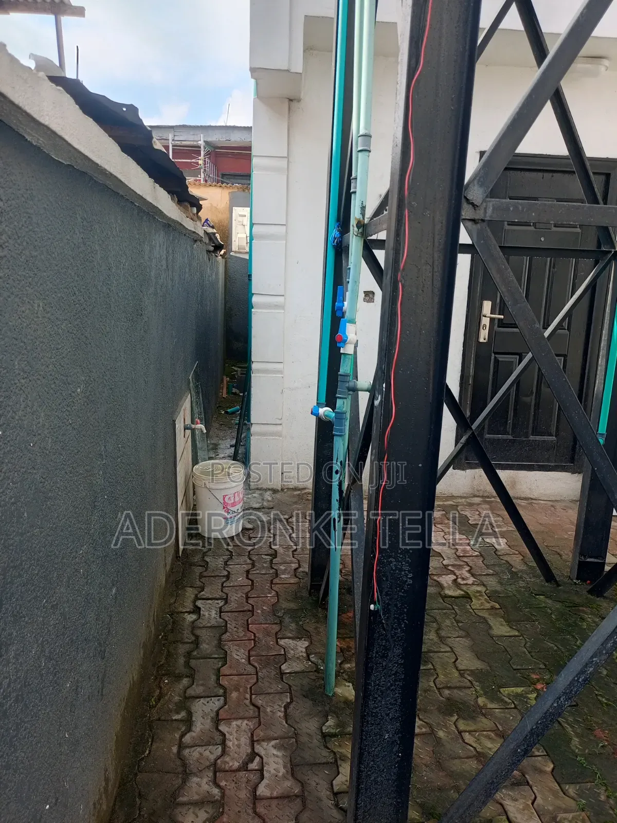Furnished Studio Apartment in Off Awolowo Way, Ikeja for rent