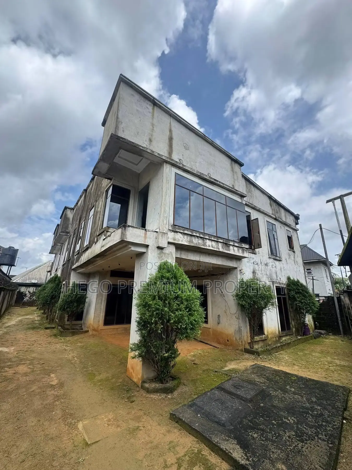 6bdrm Duplex in Mercy Land Extension, Obio-Akpor for sale