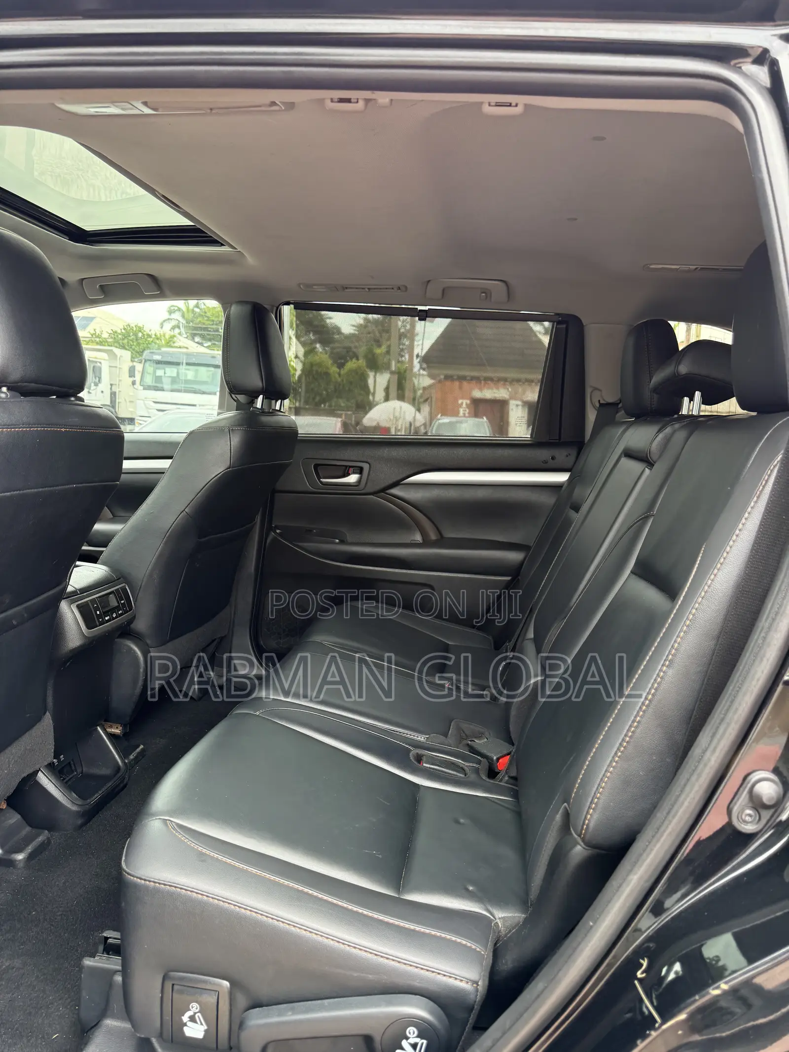 Toyota Highlander XLE 2019 Black