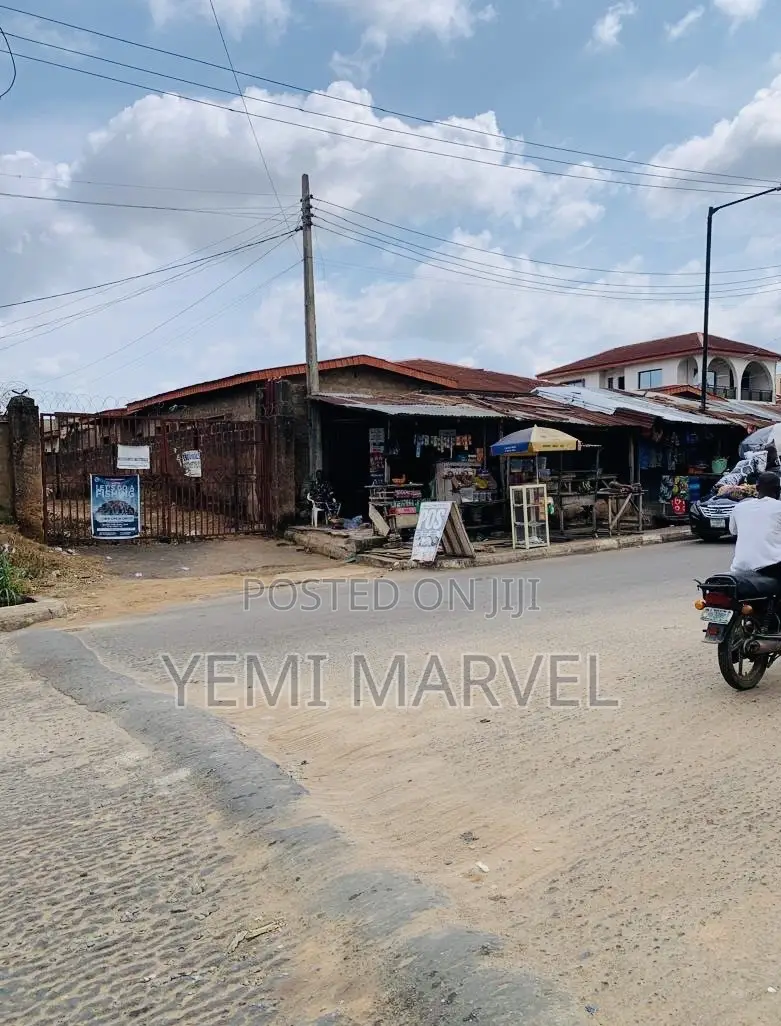 A Standard Commercial 2 Plot of Land Facing the Main Road of Oluyole