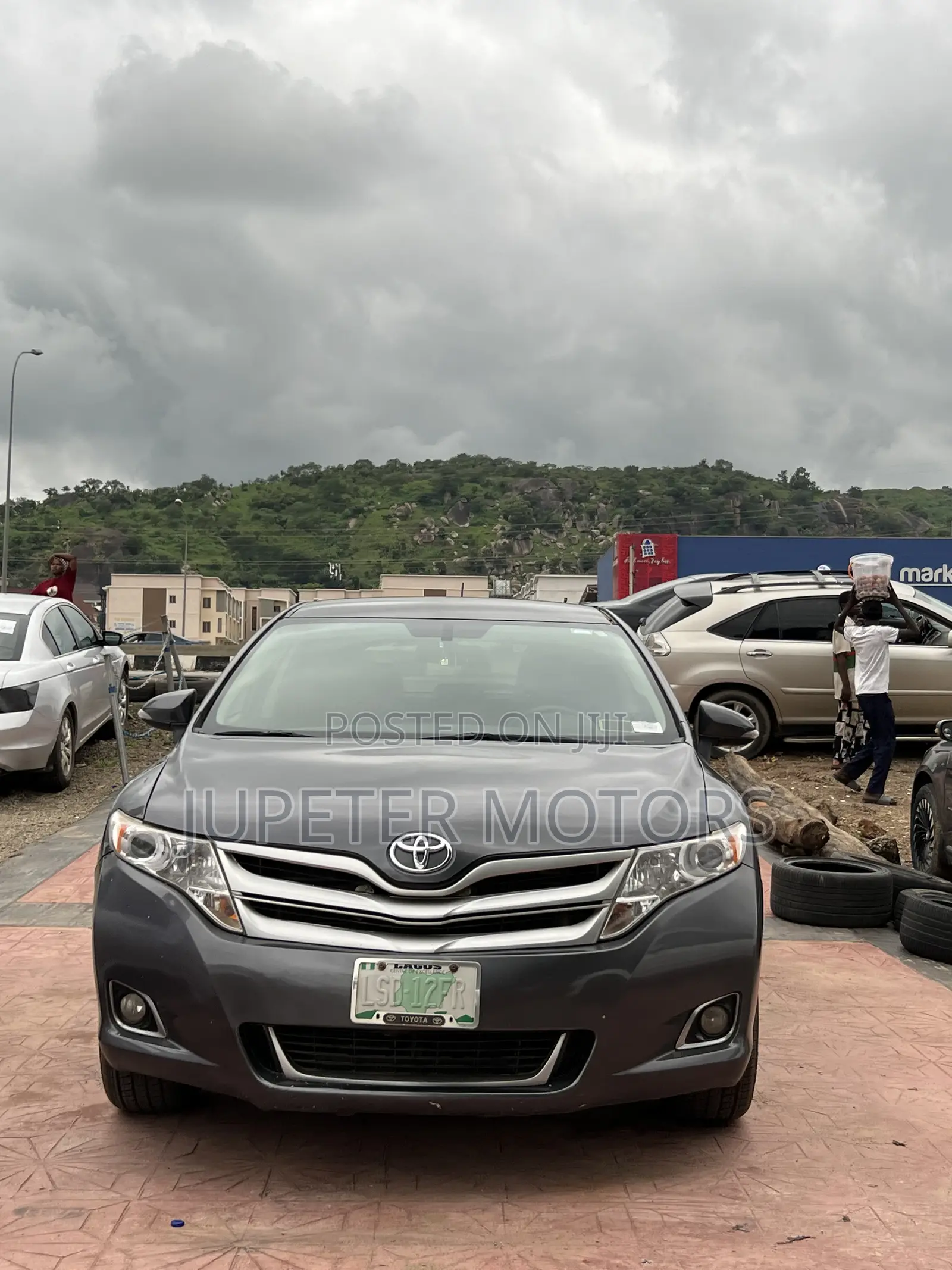 Toyota Venza LE 4dr Wagon (2.7L 4cyl 6A) 2015 Gray