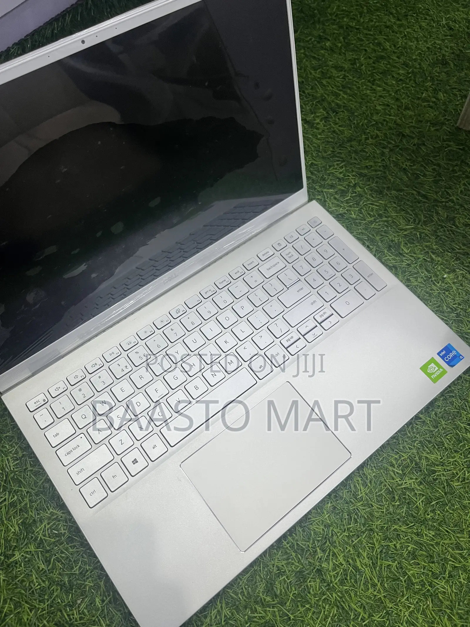 Laptop Dell Inspiron 15 8GB Intel Core i5 SSD 256GB