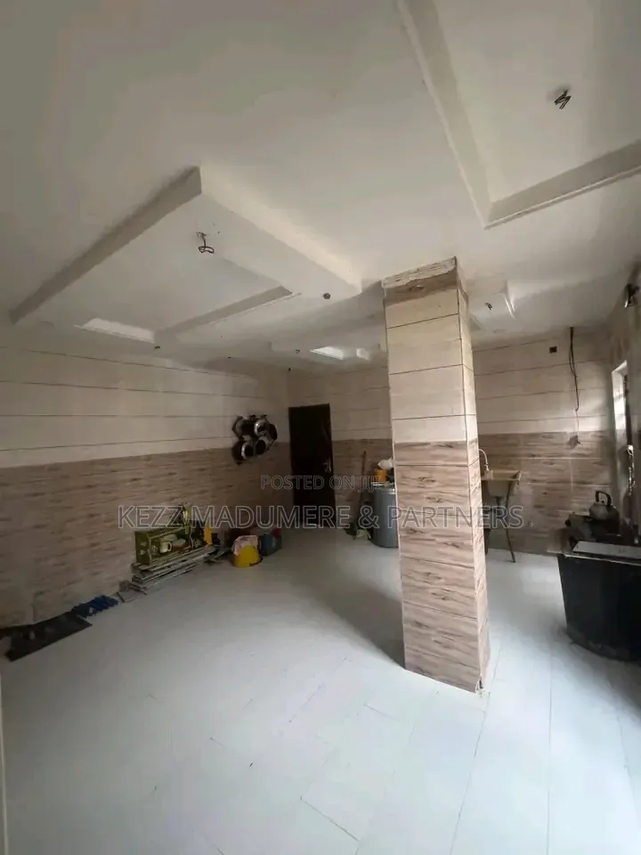 6bdrm Duplex in Mercyland Extension, Rumuigbo for sale