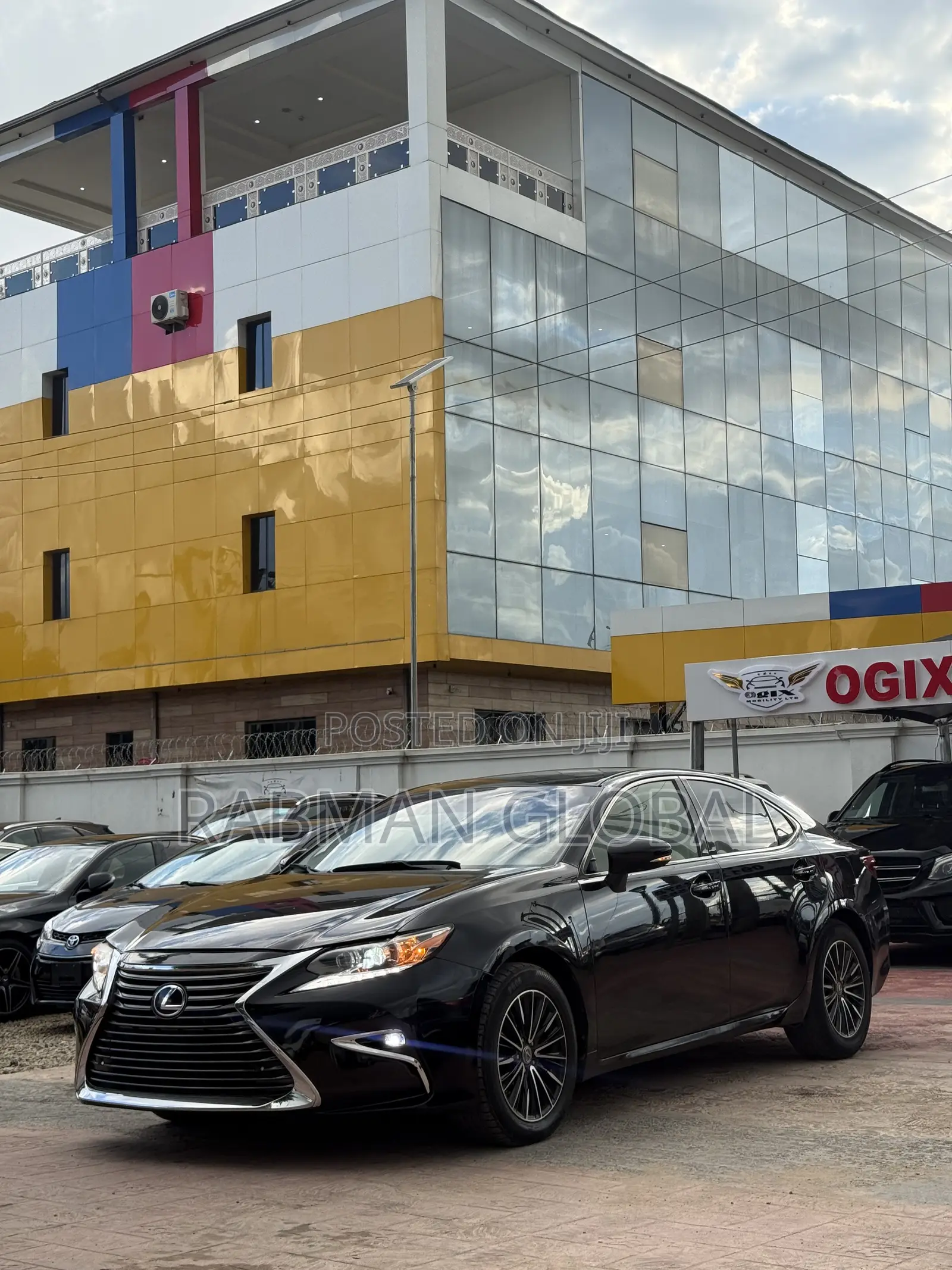 Lexus ES 350 FWD 2013 Black