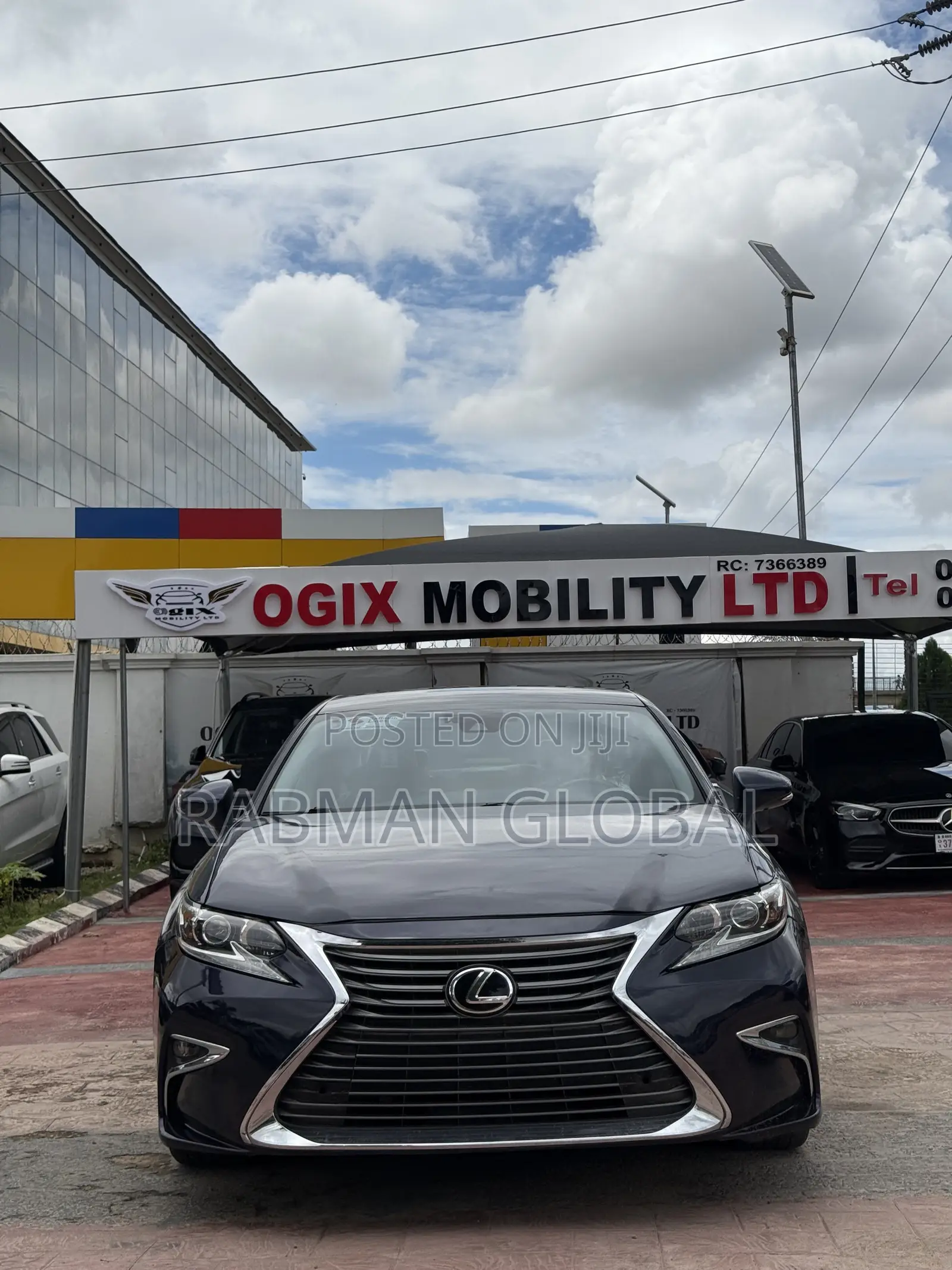 Lexus ES 350 FWD 2018 Blue