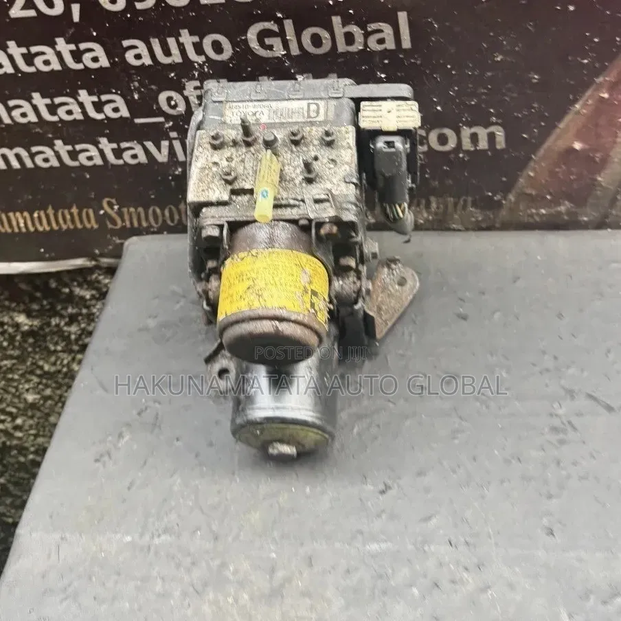 Lexus RX400h ,.Pump and Module ABS Specialist