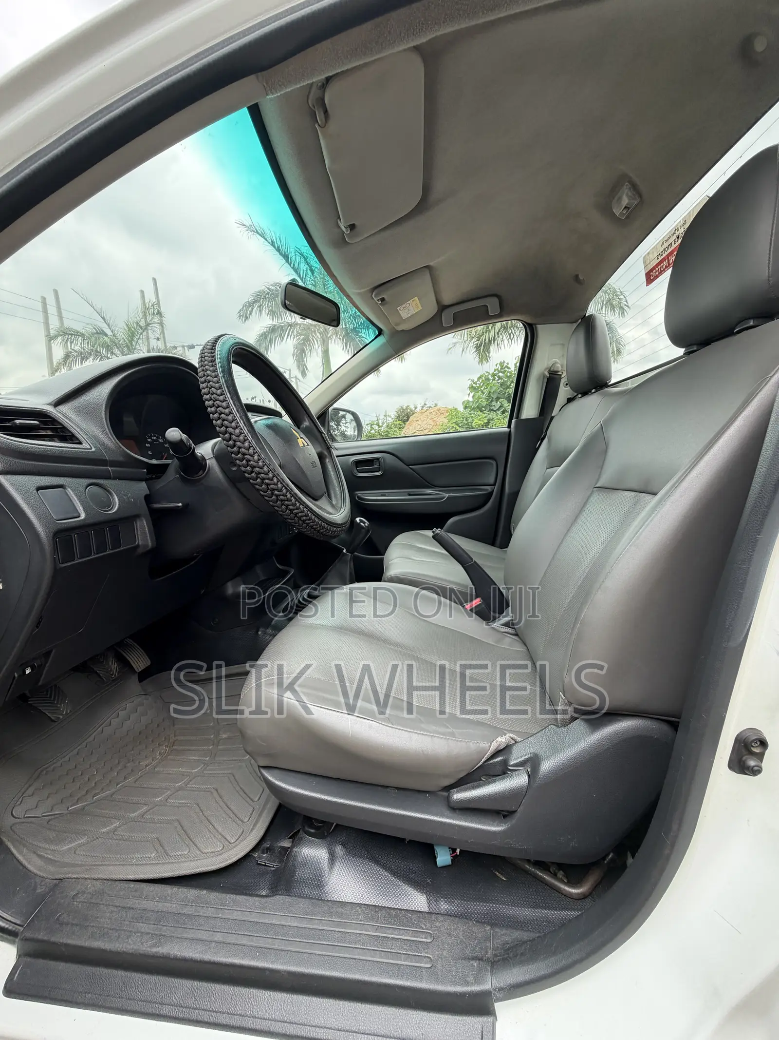 Mitsubishi L200 Club Cab 2.2 4WD 2019 White