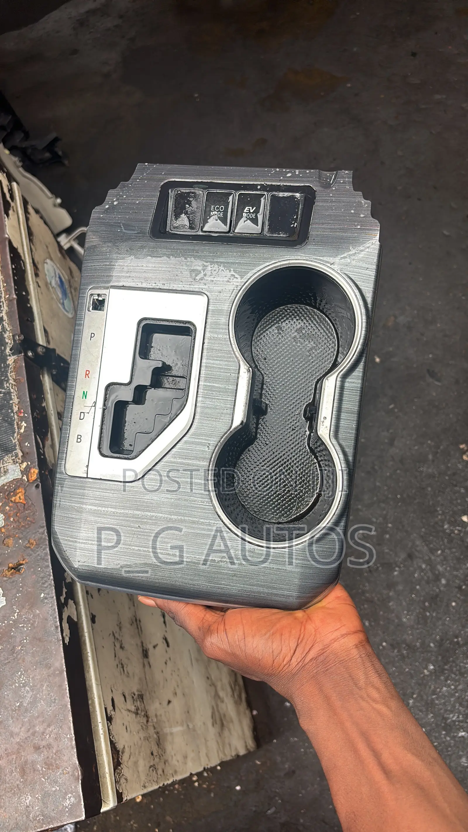 Gear Chrome for Toyota Camry 2013/2015