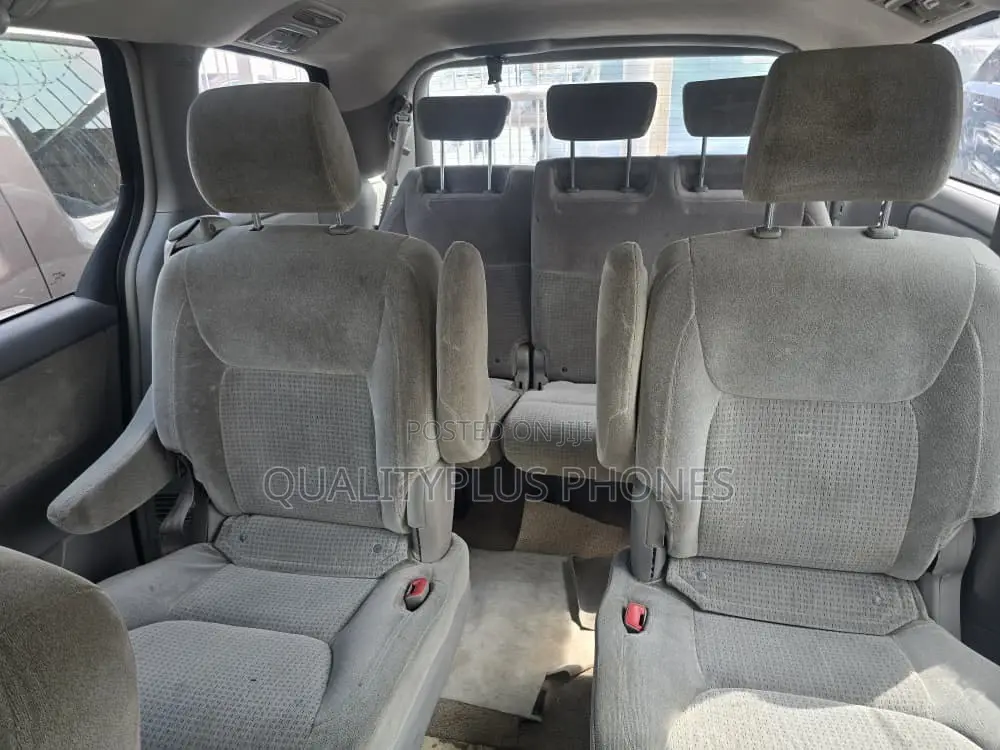 Toyota Sienna 2008 Beige