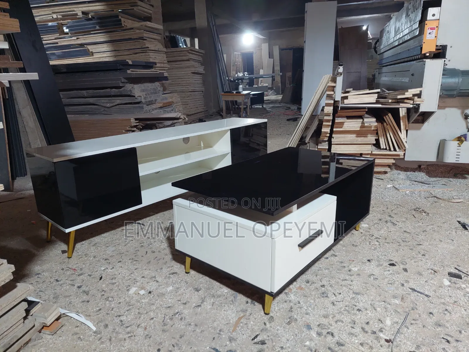 Luxury Modern 5ft TV Stand 3ft Center Table Combo