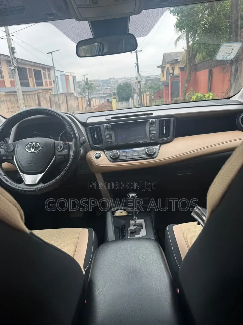 Toyota RAV4 Limited AWD (2.5L 4cyl 6A) 2017 Black