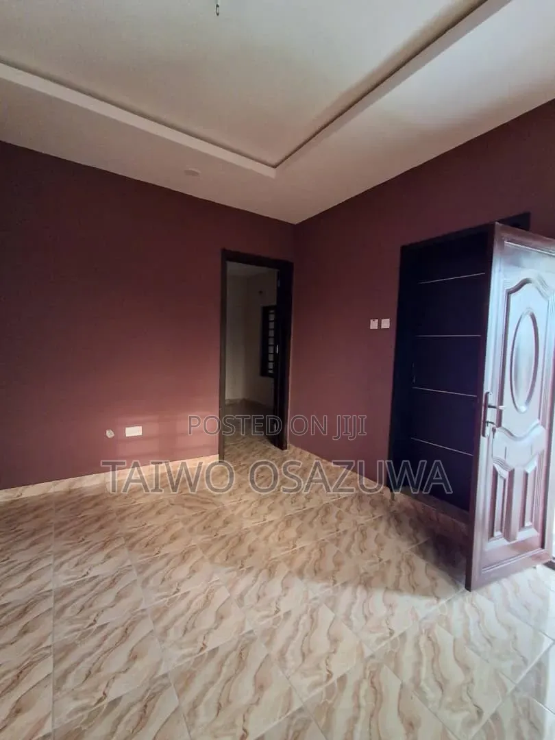 Mini Flat in Badore for rent