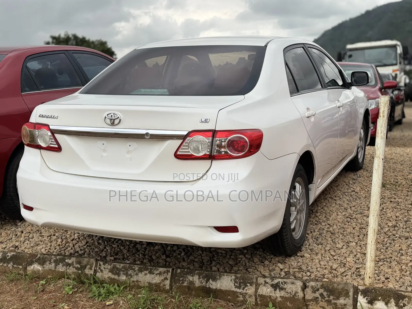 Toyota Corolla LE 4dr Sedan (1.8L 4cyl 4A) 2012 White