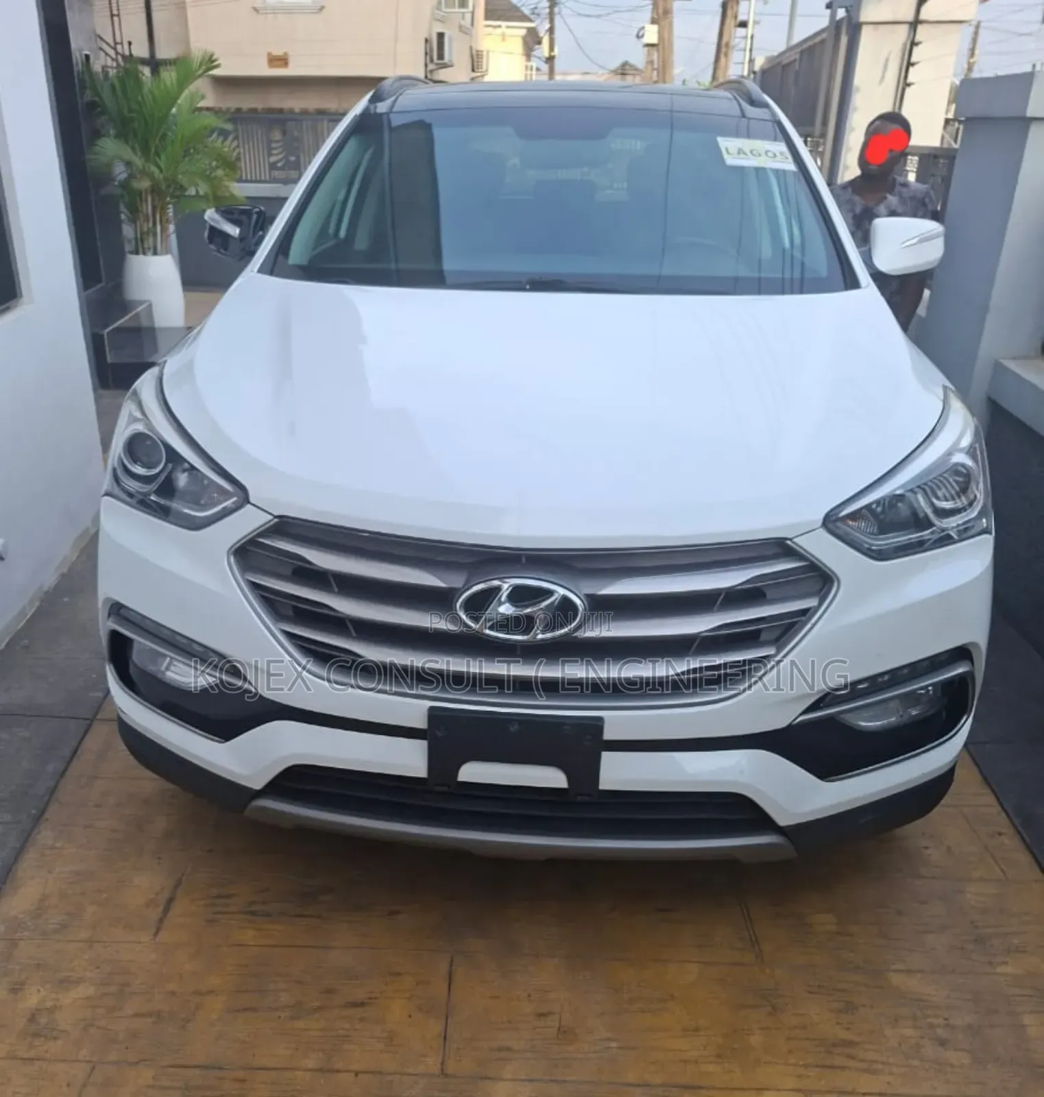 Hyundai Santa Fe SE AWD 2017 White