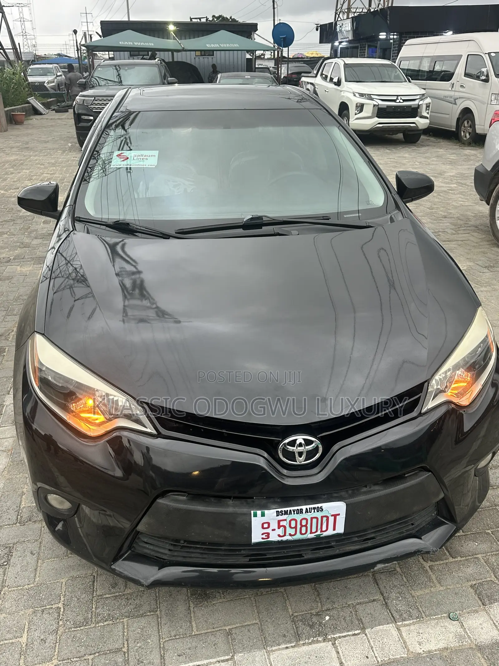 Toyota Corolla LE Premium 4dr Sedan (1.8L 4cyl CVT) 2014 Black
