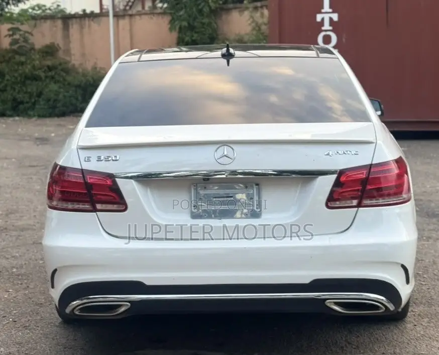 Mercedes-Benz E350 Base 4Matic Sedan AWD (3.5L 6cyl 7A) 2014 White