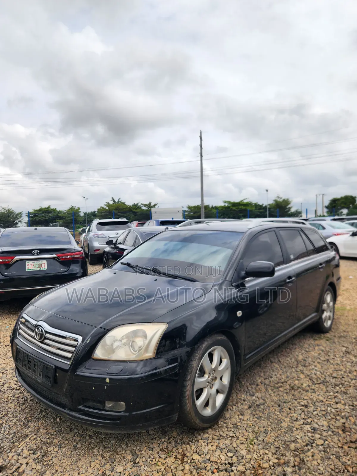 Toyota Avensis Verso 2.0 Petrol 2005 Black