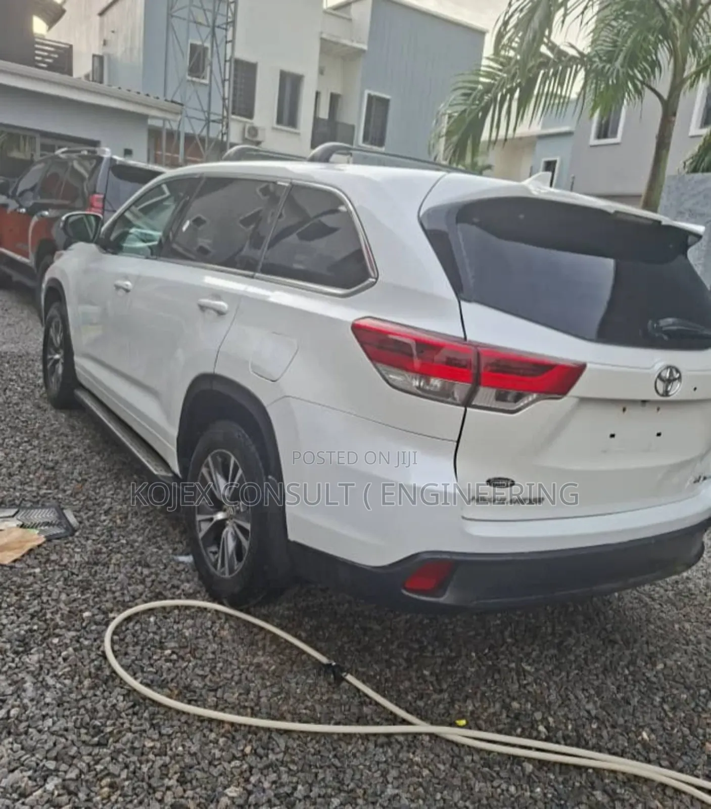 Toyota Highlander LE 4x4 V6 (3.5L 6cyl 8A) 2017 White