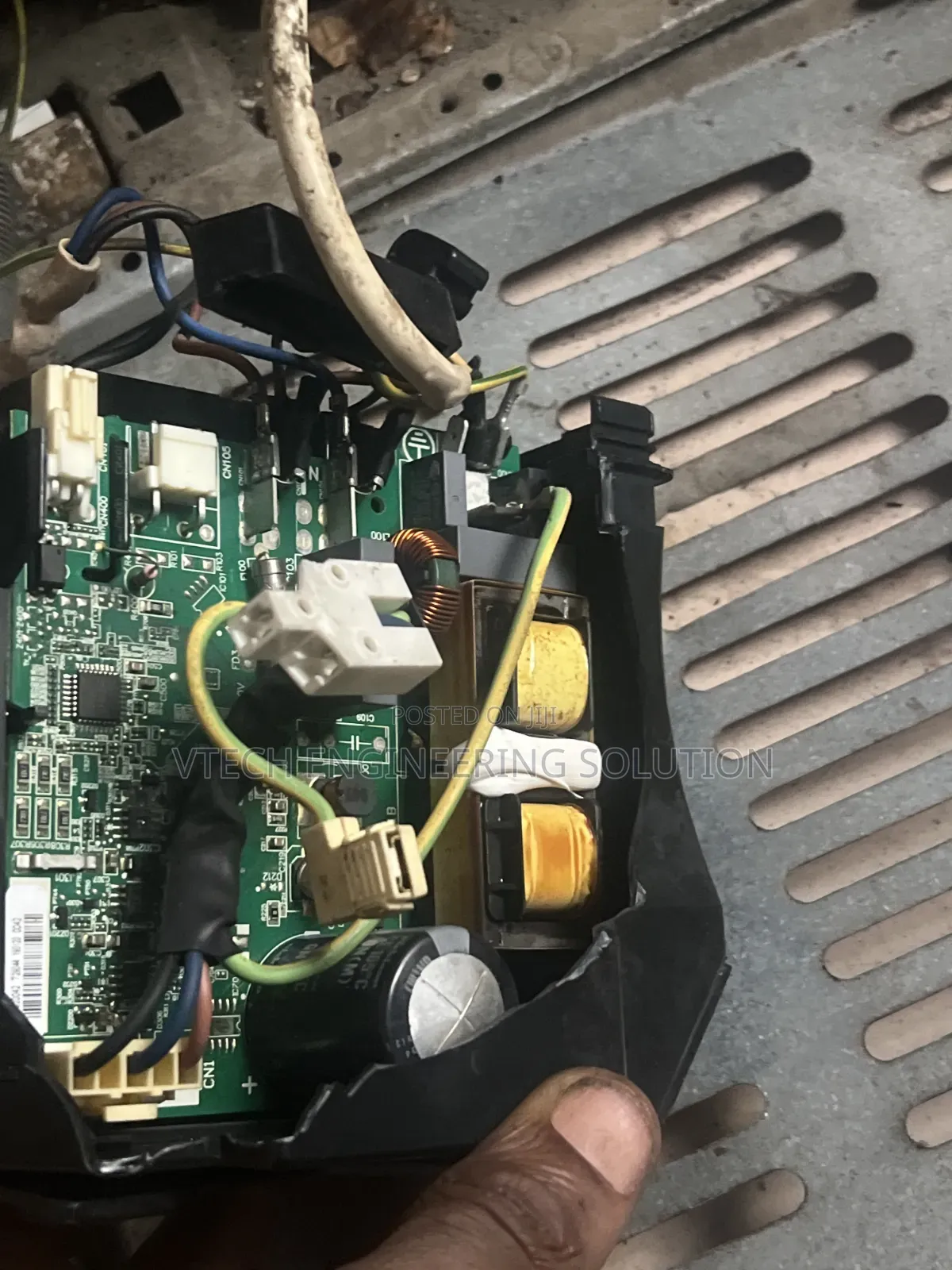 Sturdy HVAC Professional in Maryland (Verified)