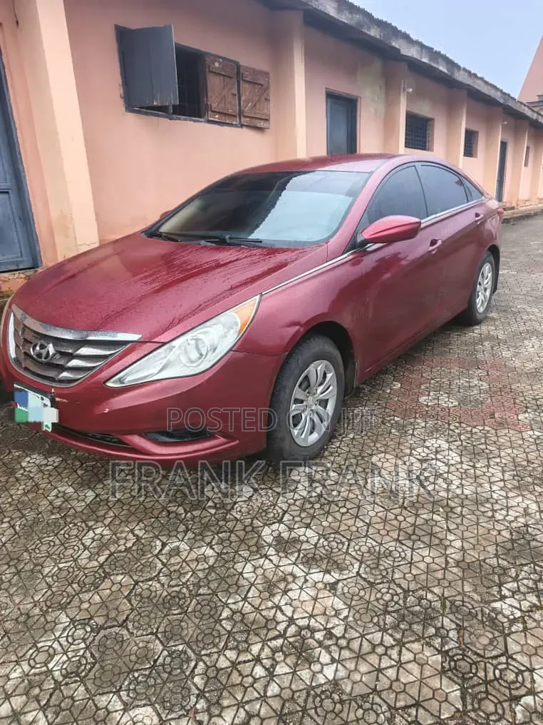 Hyundai Sonata 2011 Red