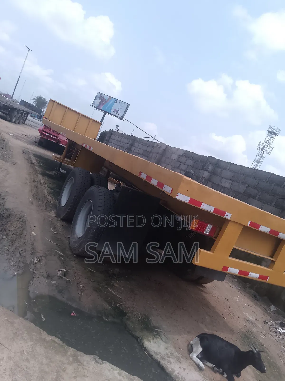 Company Used Flat Bed