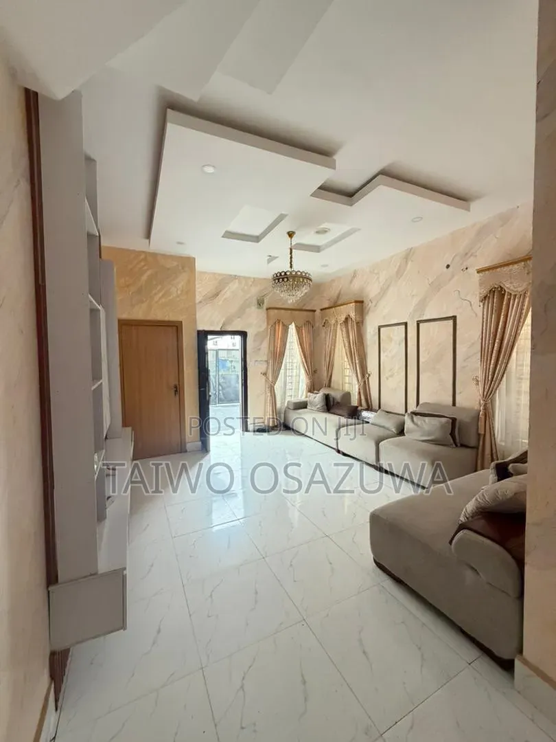 4bdrm Duplex in Cluster One Estate, Ikota for sale